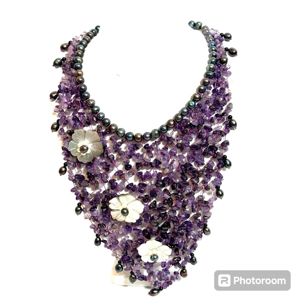 Hand Made Amethyst Mother of Pearl Black Pearl Hand knotted Floral Necklace
